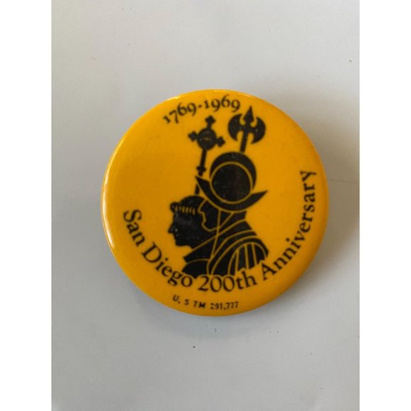 Vintage 1769-1969 San Diego 200th Anniversary Pinback Button - Picture 1 of 3